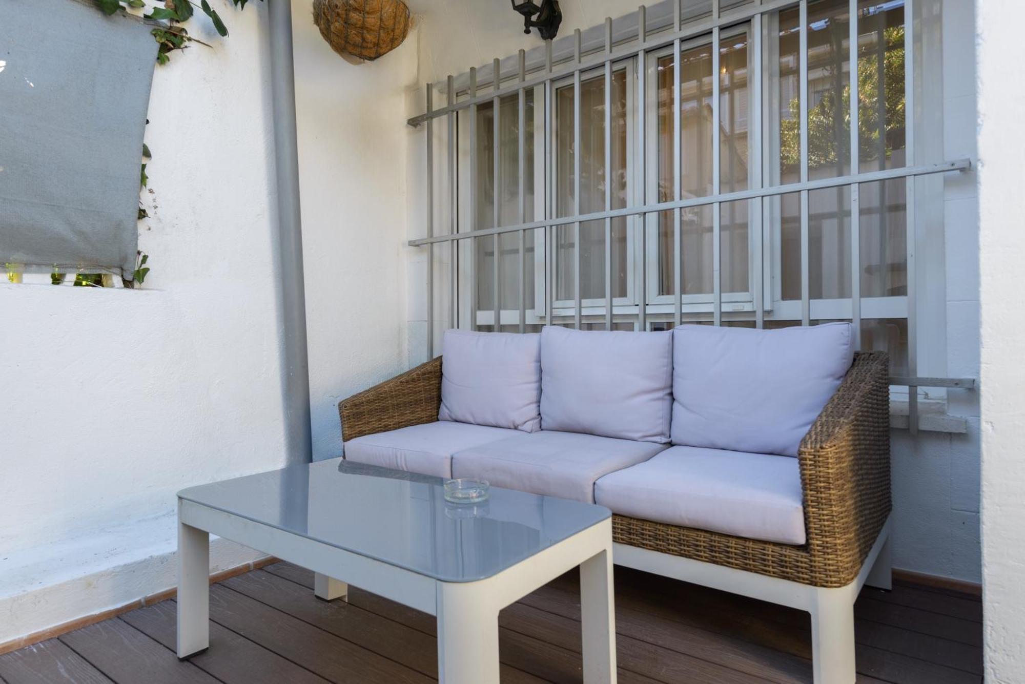 Sabadell Calle, Casa Familiar De 3 Dormitorios Con Terraza Junto Metro Fuencarral Madrid Exteriör bild