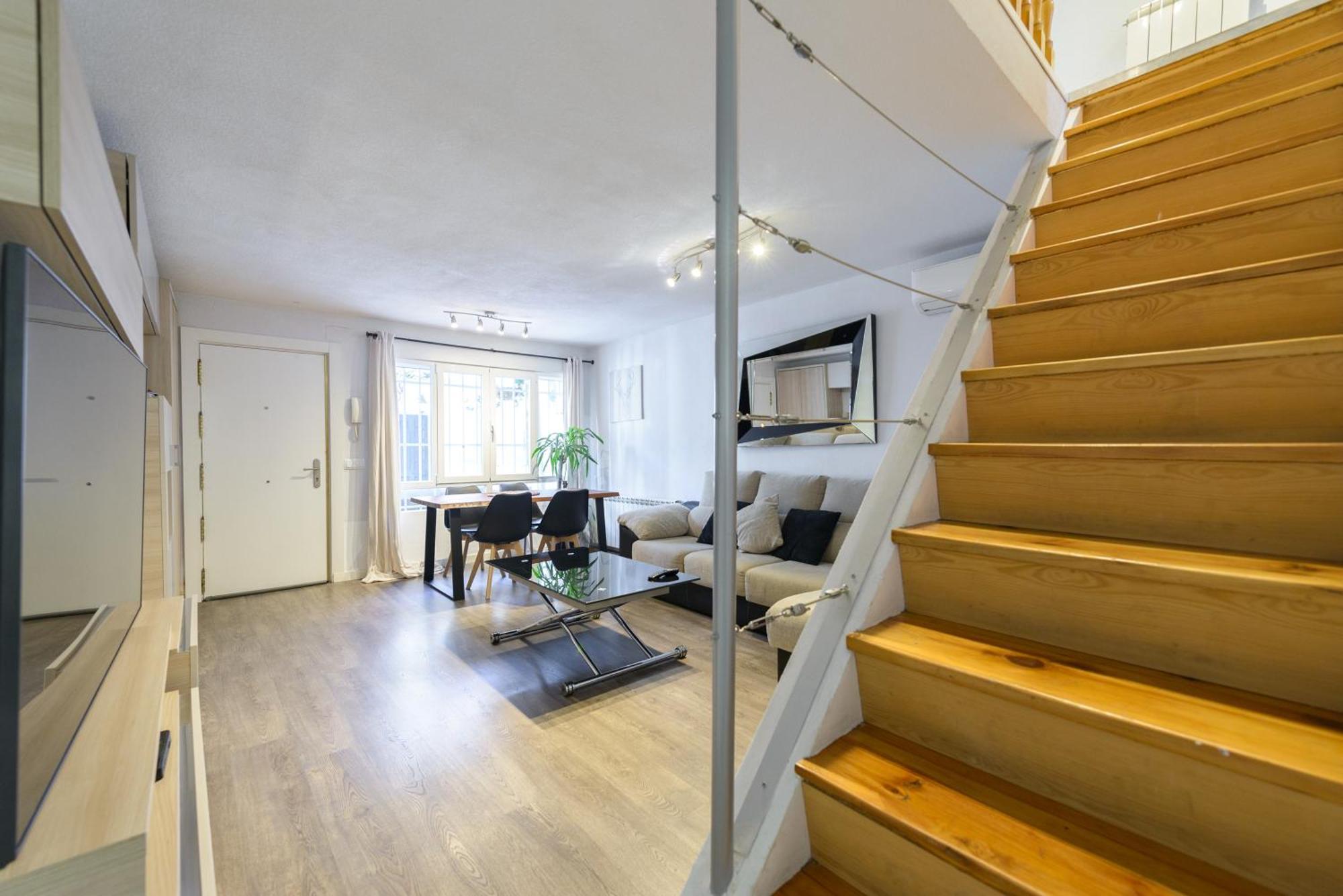 Sabadell Calle, Casa Familiar De 3 Dormitorios Con Terraza Junto Metro Fuencarral Madrid Exteriör bild