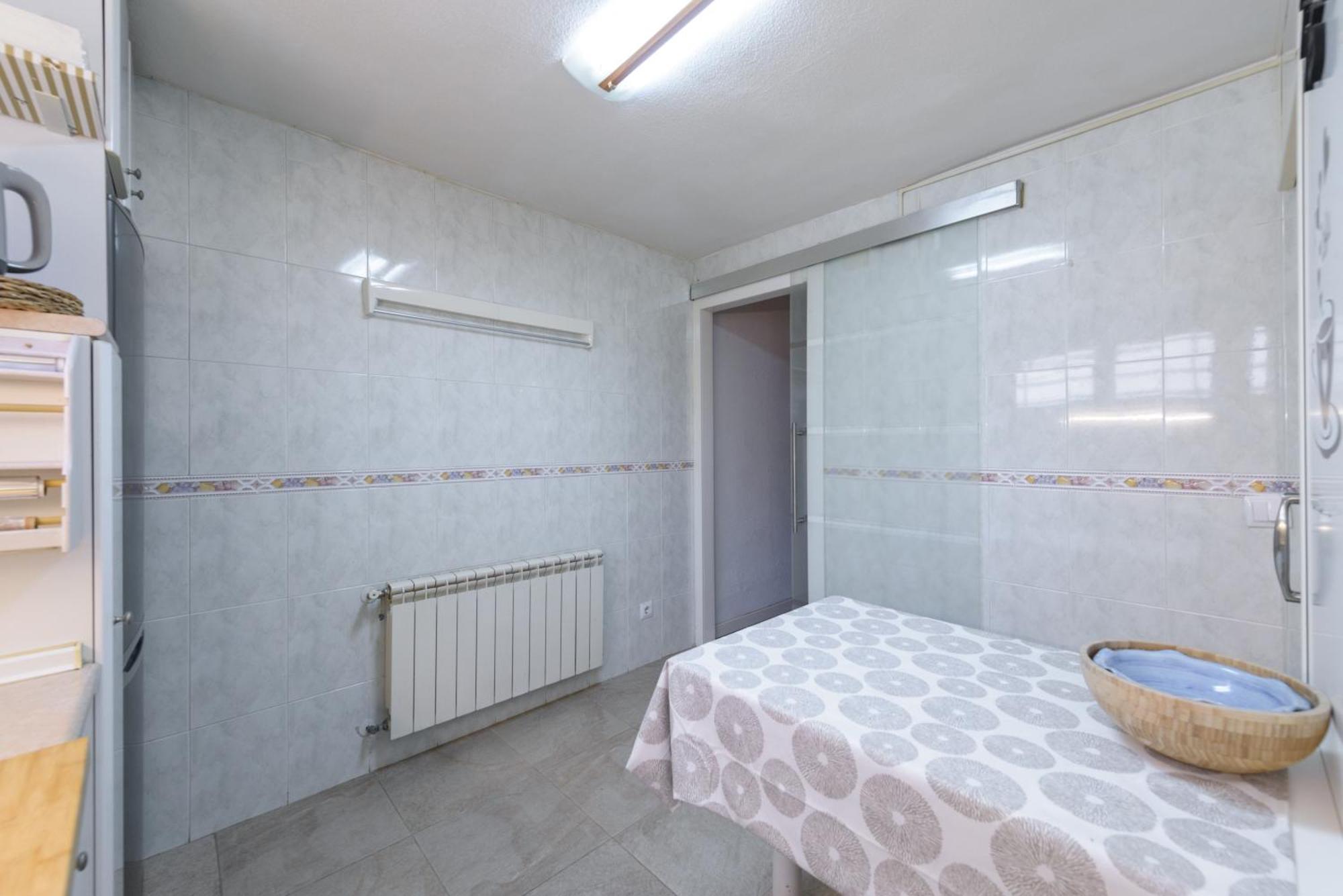 Sabadell Calle, Casa Familiar De 3 Dormitorios Con Terraza Junto Metro Fuencarral Madrid Exteriör bild